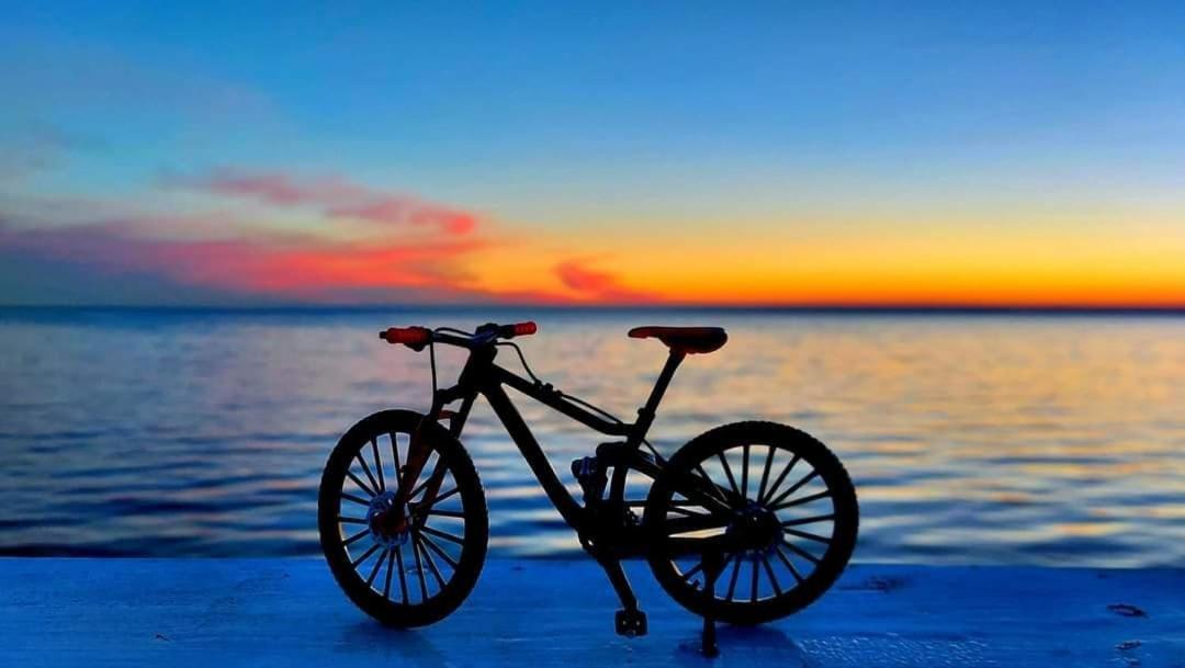 Pokoje I Domki Nadmorskie - Bajkowa Mierzeja Stegna  Buitenkant foto